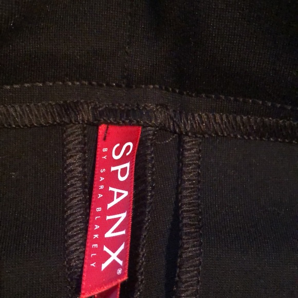 SPANX Perfect black pants back seam skinny pants - Picture 8 of 8